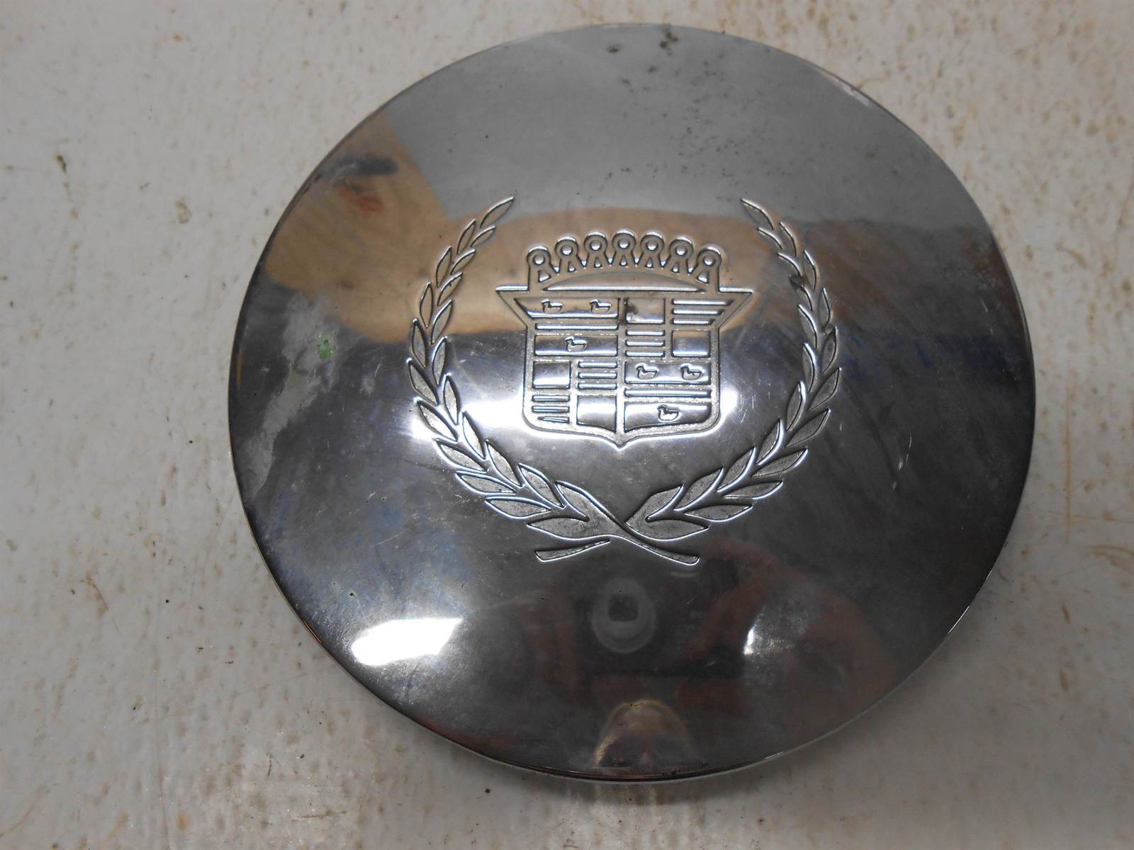 95-02 Cadillac Seville Deville Eldorado OEM chrome Center Cap - $24.99