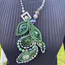 Peacock Inspired Green 19&quot; Handmade Stylish Gemstone Matinee Choker Necklace - £140.05 GBP