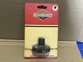 Briggs &amp; Stratton New Old Stock Part # 395004 Starter Rope Grip - $6.33