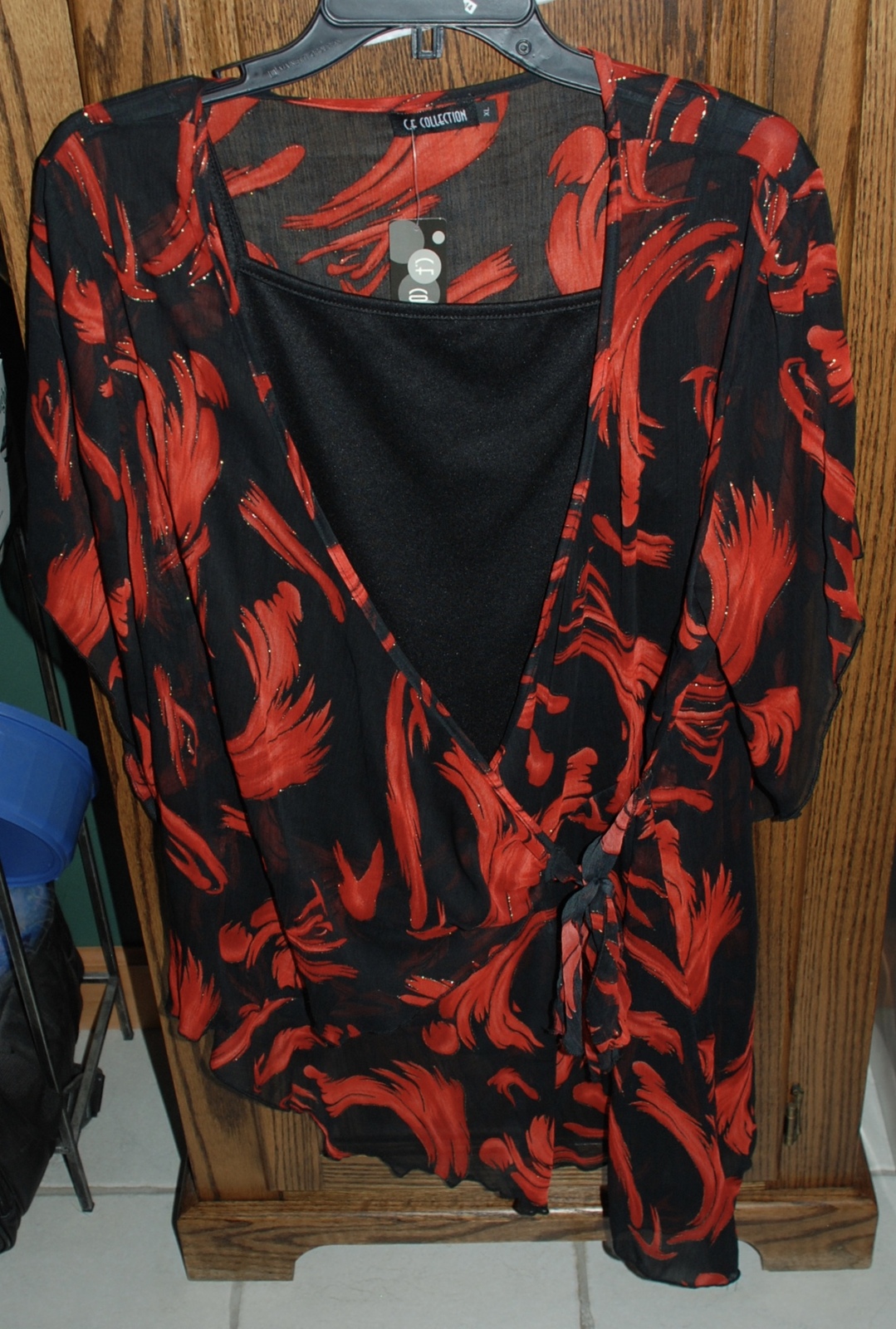 XL NWT CF Collection Red &amp; Black 2 Piece Semi-sheer Tie Front Asym Top - $24.00
