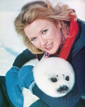 Tanya Tucker hugging white seal for 1978 Save Me campaign 24x36 inch poster - £23.79 GBP