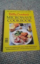 Betty Crocker Microwave Cookbook Recipes for Complete Meals Paperback - £7.85 GBP