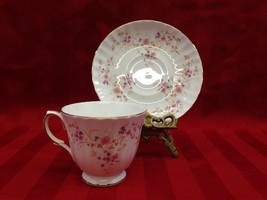 Duchess Fine Bone China Spinney 345 Tea Cup And Saucer Set - $280.16 MXN