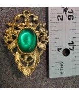 Vintage Gold Tone Scroll Filigree Emerald Green Cabochon Brooch/Pin Germany - £20.39 GBP