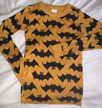 hanna Andersson 140 CM  Halloween Night Flight Yellow/Black Bats Organic Pj Top - $9.89