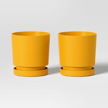 Room Essentials 2pc Recycled Resin Planter Pots Yellow 4x4x4 Indoor Outdoor - $342.36 MXN