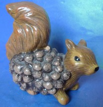 Vintage Pottery Art Souvenir SQUIRREL Ceramic Figurine Animals Collectibles - £14.98 GBP