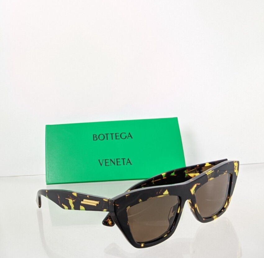 Brand New Authentic Bottega Veneta and similar items display picture 1