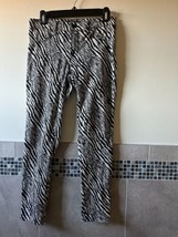 NWOT J BRAND Super Skinny Black and White Jeggings SZ 27 - $1,088.76 MXN