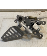 Motorcycle Rear Right Footrest Bracket and Peg Assembly 2C0-3 | 5SL-4 - $735.95 MXN