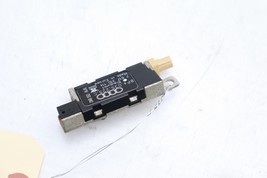 06-13 AUDI A3 8P ANTENNA AMPLIFIER BOOSTER E2010 image 3