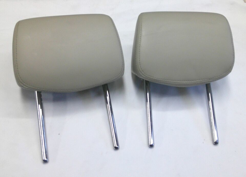 10 - 12 CADILLAC SRX REAR HEADREST HEAD REST SET CLEAN OEM FREE SHIPPING! - $63.00