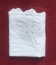 Vintage 30s white Richelieu Pillowcase with hand crocheted edge