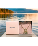 Juicy Couture gold heart and key charm necklace  24 inches - $366.45 MXN