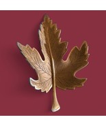 NOS! Vintage Gold Tone Olive Green Maple Leaf Brooch Lapel Pin Birthday ... - $360.49 MXN