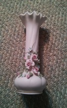 005 Vintage Lefton China Bud Vase 1040 Rose Bisque? Cute 6.5 Inches - £15.72 GBP