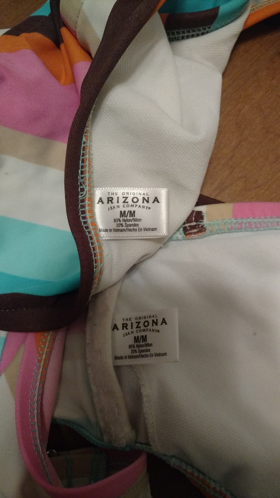 Women's 2 piece swimsuit Arizona size med ras449 - $10.84