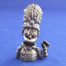 Clue Simpsons Marge Mrs. Peacock Token Replacement Pewter Piece 1st Edit... - $4.45