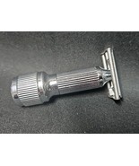 Vintage Stahly Live Blade Wind Up Vibrating Razor 1940s Chrome USA Shaver - $129.05 CAD