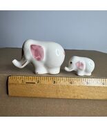 Vintage Ceramic Elephant Figurine Set Mother Baby Pink Ears Crackle Glaze - €15,57 EUR Vintage Ceramic Elephant Figurine Set Mother Baby Pink Ears Crackle Glaze - €15,57 EUR