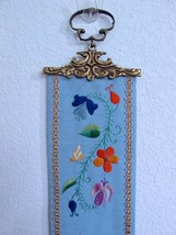 Vintage Embroidered Bell Pull Blue Floral Embroidery Gold Trim Brass Hardware - £31.85 GBP