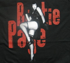Bettie Page High Steppin&#39; Classic Photo and Name T-Shirt Size Small NEW - £11.33 GBP