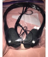 Stereo Headphones - $280.60 MXN