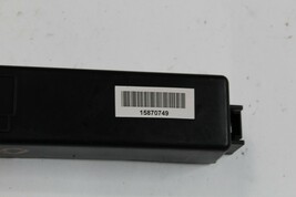 2005-2007 CADILLAC STS REAR UNDER SEAT FUSE BOX COVER R2110 image 4