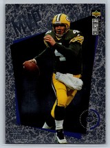 1996 Collector&#39;s Choice #M17 Brett Favre MVPs - £1.59 GBP