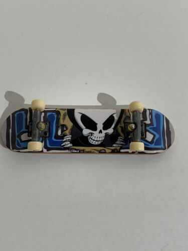 Tech Deck Skateboard Skeleton Blind Jake Ilardi - $14.54