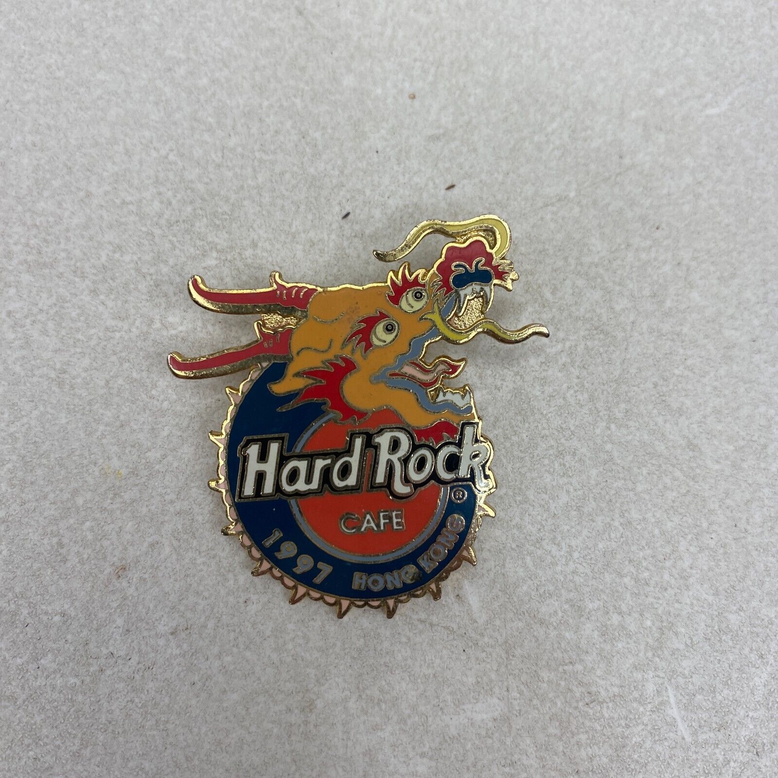 Hard Rock CAFE HONG KONG 1997 Vintage Jewelry Broach Enamel Lapel Pin Pinback - $6.76