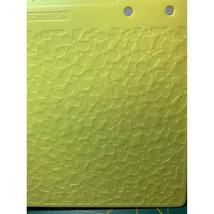 Scrapbooking Fiskars Honeycone &amp; Blossoms Embossing Plate - $8.87