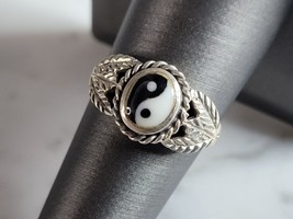 Vintage Estate Sterling Silver Chinese Yin Yang Ring 3.4g E6905 - £23.74 GBP