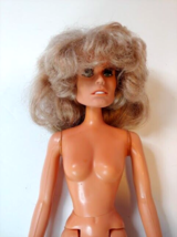 Farrah Fawcett Jill Munroe Mego Charlies Angels Doll 1975 Hong Kong NO graying - £59.36 GBP