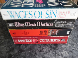 Horror lot of 4 Assorted Authors Paperbacks - £6.24 GBP