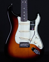 Fender Player Plus Stratocaster, HSS, Maple FB, 3-Color Sunburst, Deluxe Bag - £810.51 GBP