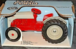 Ford 8N Tractor w/ Box (1/16) ERTL AA20-JD8148 Vintage Collectible - £47.65 GBP