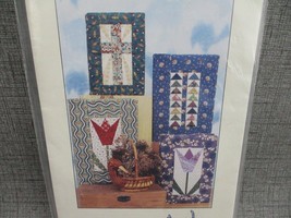 More Novel Cover-Ups Book Cover Quilt Patterns The Plaid Cat Pamphlet Bo... - £7.49 GBP