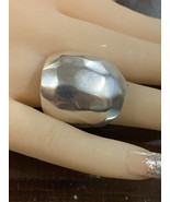 Sterling Signed RLM Studio Robert Lee Morris Hammered Modernist Dome Rin... - €76,76 EUR