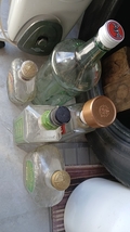 mixed alcohol bottles empty for craft or decor - $560.63 MXN