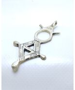 Tuareg Cross Pendant – Handmade Silver Tribal Berber Amulet from Morocco - €47,36 EUR Tuareg Cross Pendant – Handmade Silver Tribal Berber Amulet from Morocco - €47,36 EUR