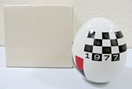 Royal Copenhagen Porcelain Annual Egg 1977 with Box  - $58.41