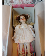 SARAH PORCELAIN DOLL BY PATRICIA ROSE 1991 WITH STAND AND PRESENT COA NIB - $71.27 CAD
