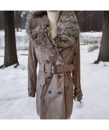 BB Dakota Trench Coat with Faux Fur Collar Size Small - $1,207.91 MXN