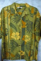 GORGEOUS Tommy Bahama Green and Gold Op Art Floral 100% Silk Hawaiian Sh... - $53.99