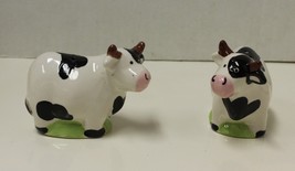 New Pair of Cow Salt and Pepper Shakers Set of 2 Collections Food Safe ** - £3.99 GBP