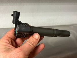 2012-2017 fiat 500 500c 1.4l ignition spark plug coil 68070492AD oem - $26.87