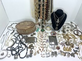Vintage &amp; Retro to Modern Jewelry Lot Necklaces Bracelets Earrings Brooch Rings - £278.67 GBP