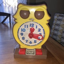 Answer Clock By TOMY Toy Owl Plastic  9.5&quot; Tall Made In Hong Kong 1975 Vintage ⬇ - £9.25 GBP