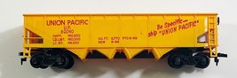 TYCO: UNION PACIFIC UP #62040 4-bay HOPPER CAR - YELLOW-  HO SCALE VINTAGE - $12.86